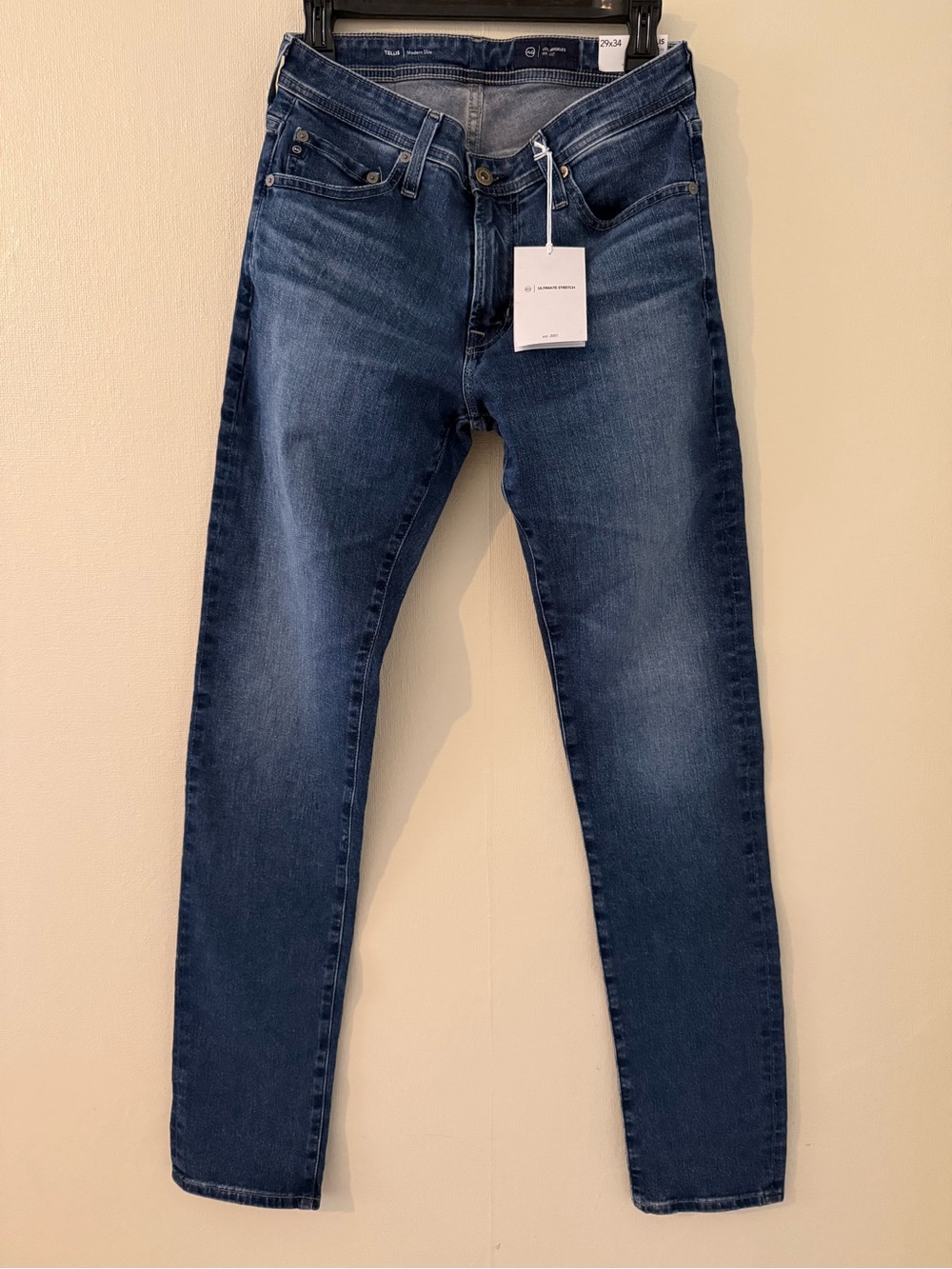 NWT AG Tellis Cloud Soft Slim Fit Jeans Size 29X34